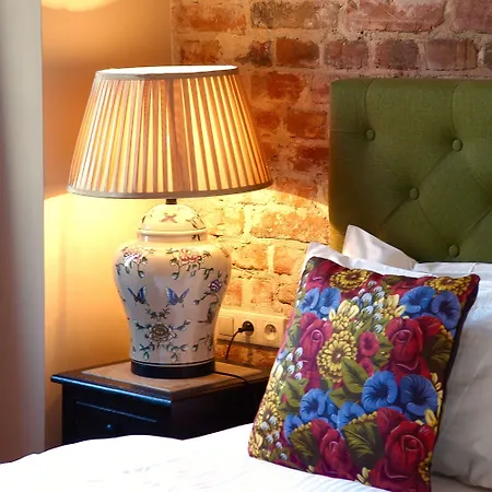 Sleepwell Nowy Swiat - Courtyard Entrance Ordynacka 14st 4*