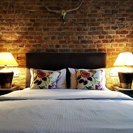 Aparthotel Sleepwell Nowy Swiat - Courtyard Entrance Ordynacka 14st Warschau