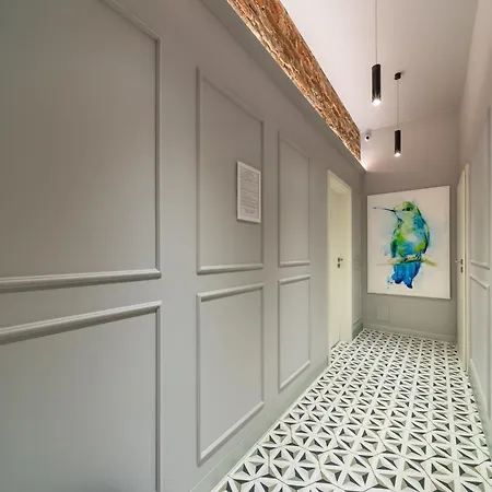 Sleepwell Nowy Swiat - Courtyard Entrance Ordynacka 14st