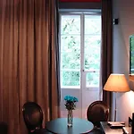 Sleepwell Nowy Swiat - Courtyard Entrance Ordynacka 14st Aparthotel Warschau
