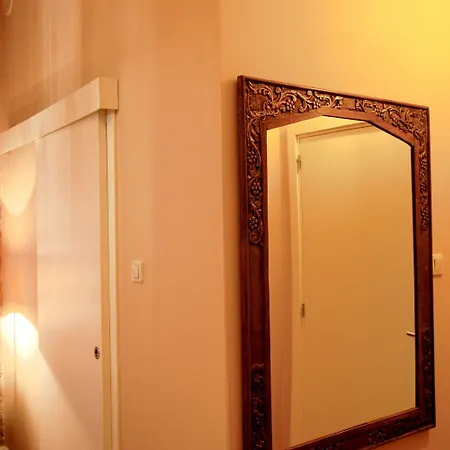 Apart-hotel Sleepwell Nowy Swiat - Courtyard Entrance Ordynacka 14St 4*