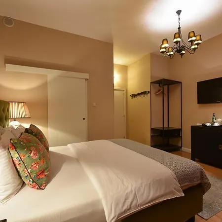 Ξενοδοχείο με διαμερίσματα Sleepwell Nowy Swiat - Courtyard Entrance Ordynacka 14St 4*