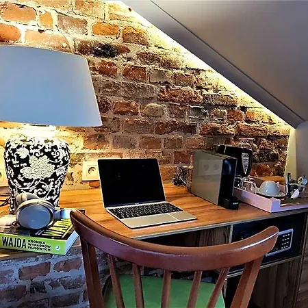 Sleepwell Nowy Swiat - Courtyard Entrance Ordynacka 14st 4*