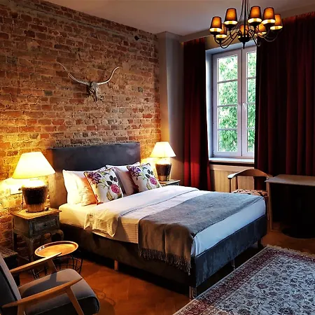 Sleepwell Nowy Swiat - Courtyard Entrance Ordynacka 14st 4*