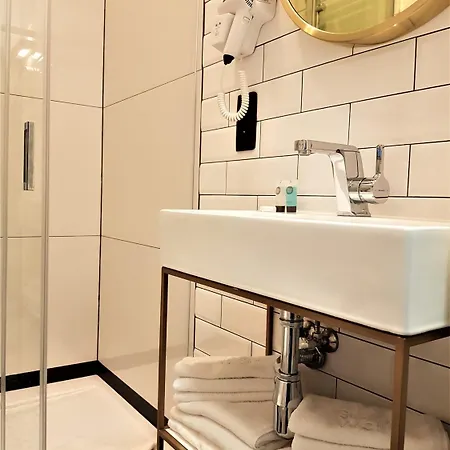 Appart hôtel Sleepwell Nowy Swiat - Courtyard Entrance Ordynacka 14st 4*