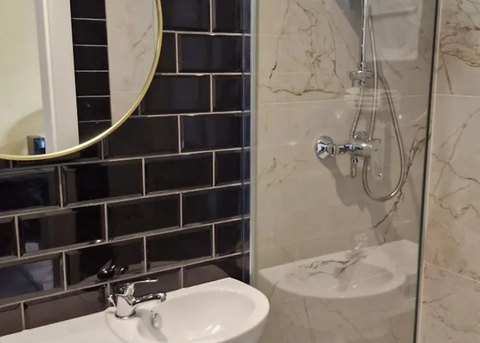 Sleepwell Nowy Swiat - Courtyard Entrance Ordynacka 14st Ξενοδοχείο με διαμερίσματα 4*