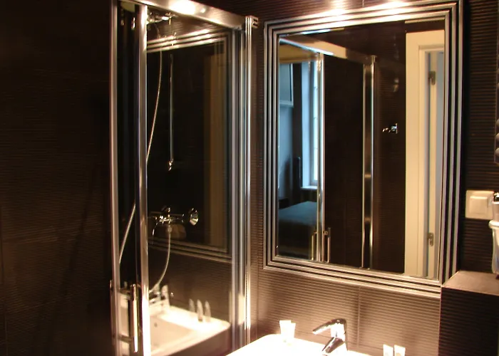 Ξενοδοχείο με διαμερίσματα Sleepwell Nowy Swiat - Courtyard Entrance Ordynacka 14st 4*