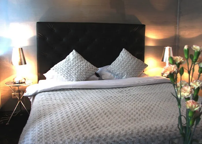 Sleepwell Nowy Swiat - Courtyard Entrance Ordynacka 14st Aparthotel