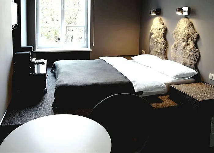 Sleepwell Nowy Swiat - Courtyard Entrance Ordynacka 14st 4*