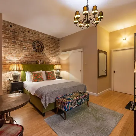 Sleepwell Nowy Swiat Apartmanhotel Varsó