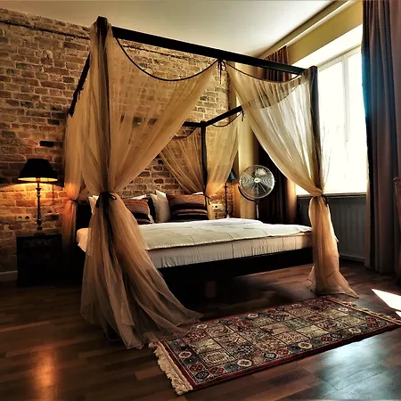 Sleepwell Nowy Swiat - Courtyard Entrance Ordynacka 14st 4* Warschau