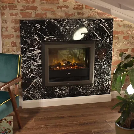 Sleepwell Nowy Swiat - Courtyard Entrance Ordynacka 14st ורשה