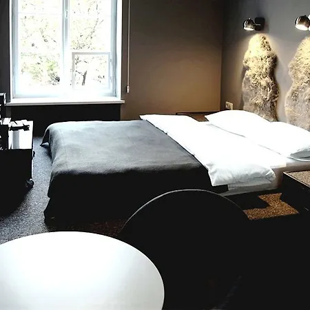 Sleepwell Nowy Swiat - Courtyard Entrance Ordynacka 14st 4*